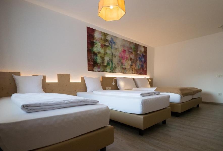 Family Hotel Schloss Rosenegg Fieberbrunn Exterior photo
